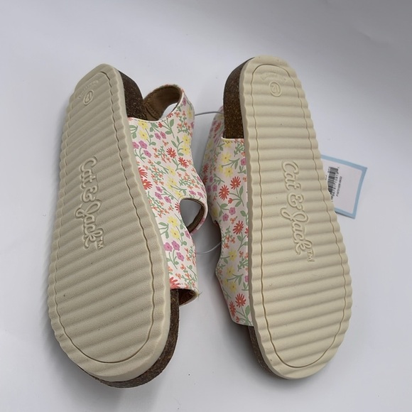 NWT Cat & Jack Toddler Reagan Floral Print Footbed Sandals Various Sizes Avail - Picture 4 of 7